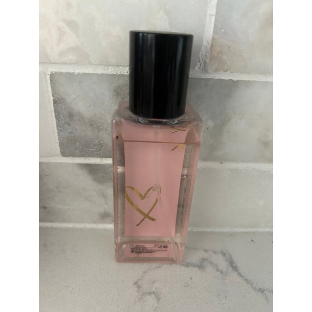 Victoria Secret Love Fragrance Mist